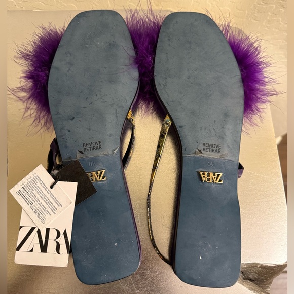 Zara blue collection purple faux fur flat sandals - Picture 5 of 5